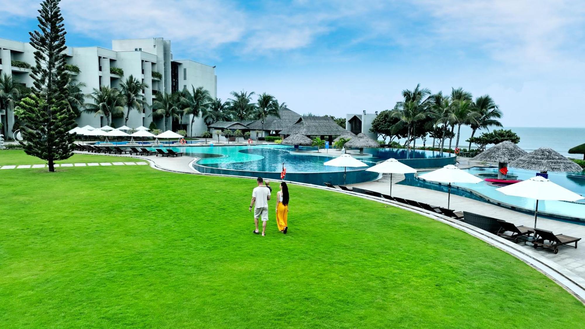 Vietsovpetro Ho Tram Beach Resort & Spa エクステリア 写真