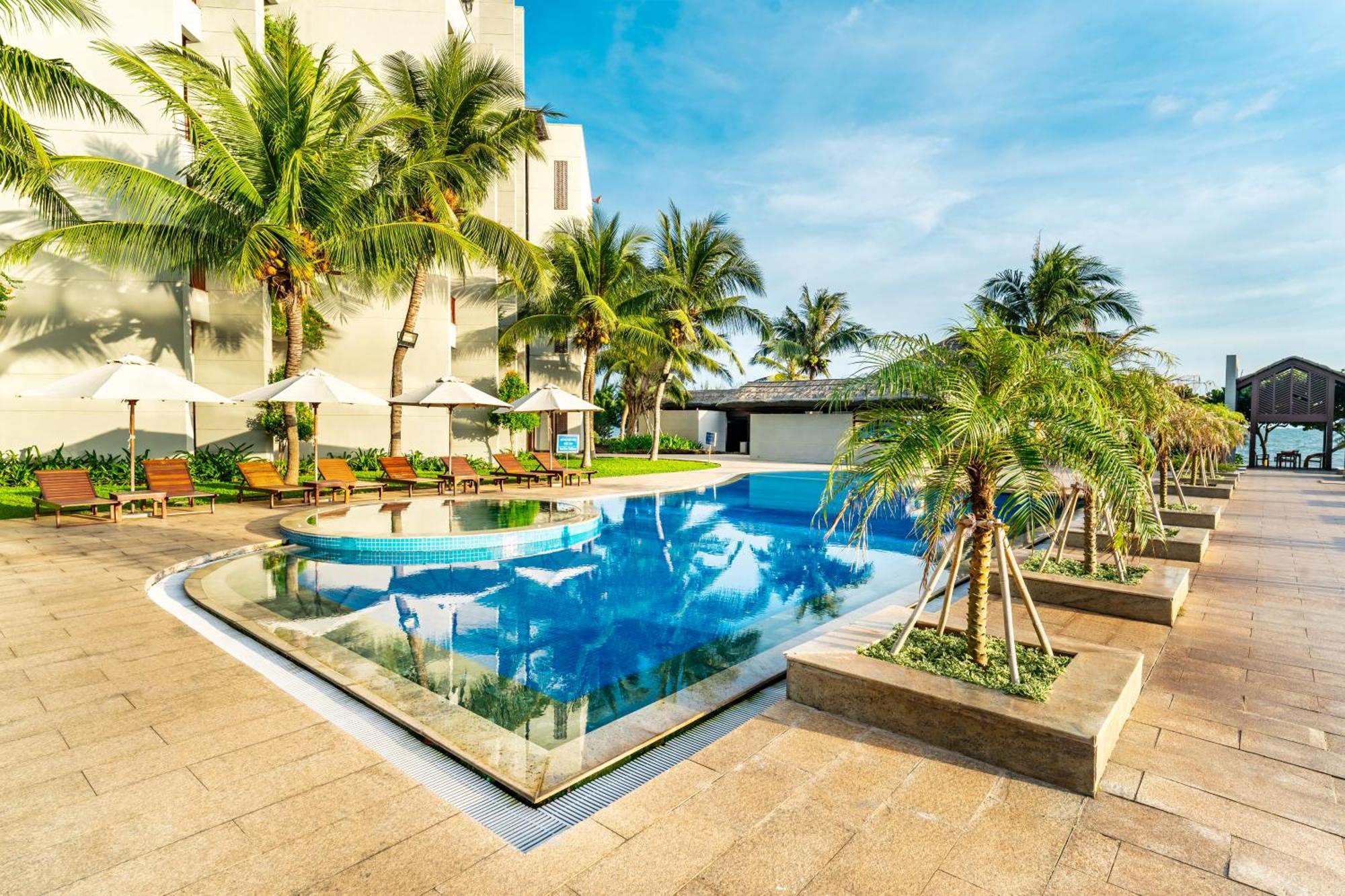 Vietsovpetro Ho Tram Beach Resort & Spa エクステリア 写真