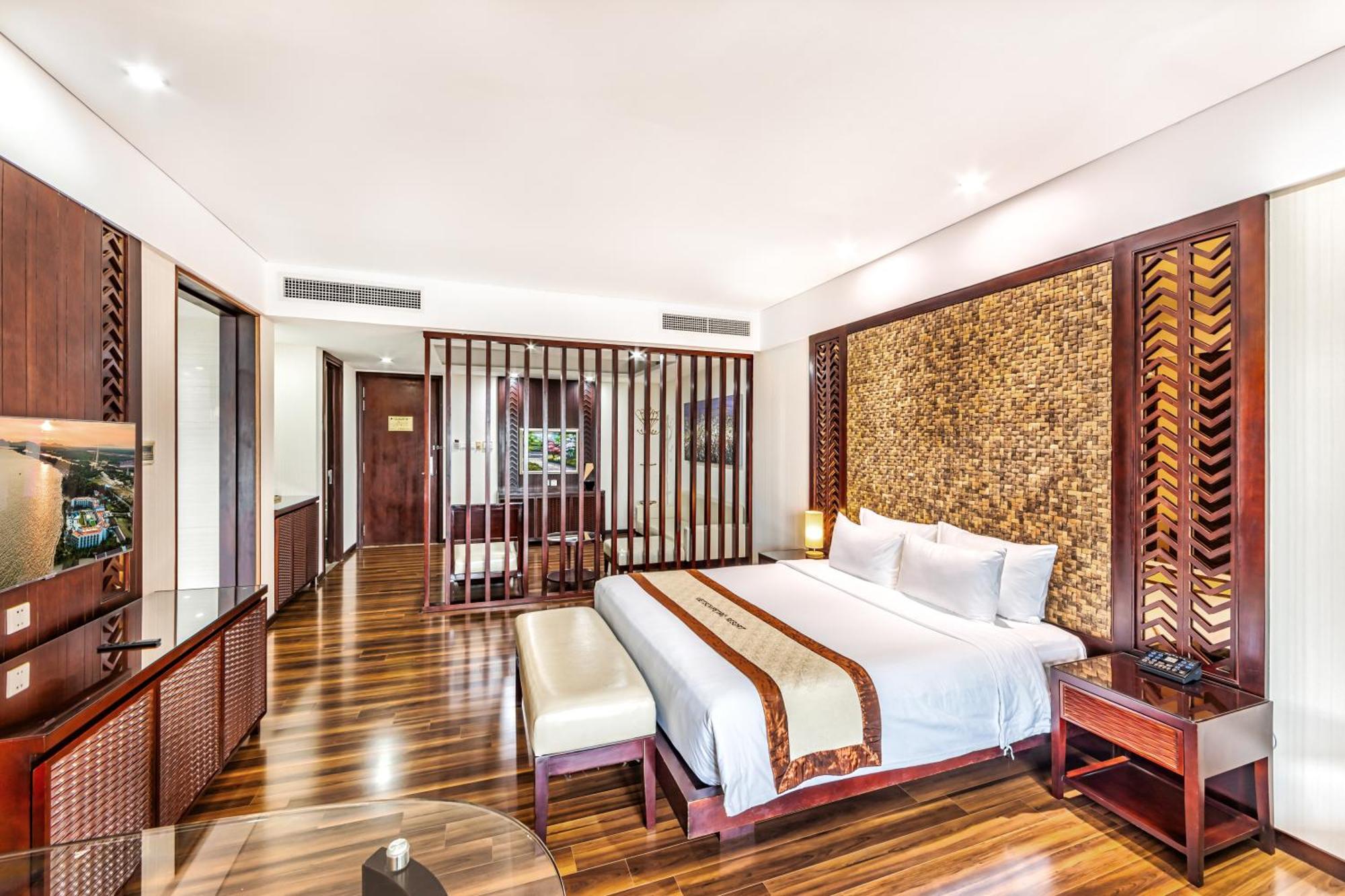 Vietsovpetro Ho Tram Beach Resort & Spa エクステリア 写真