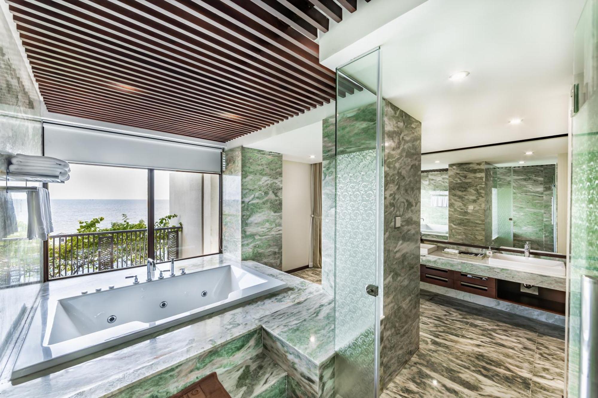 Vietsovpetro Ho Tram Beach Resort & Spa エクステリア 写真